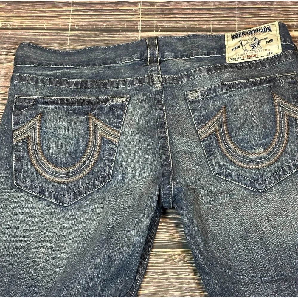 True Religion Jeans Mens 38x33 Straight Made USA Distressed Y2K Embroidered